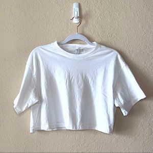 H&M White Cotton Cropped T-Shirt, size Medium